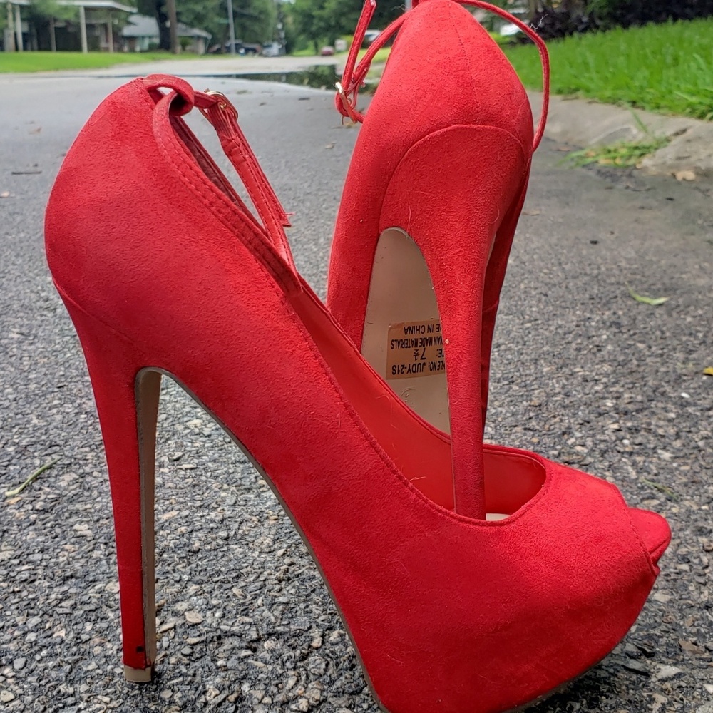 High heels platform
